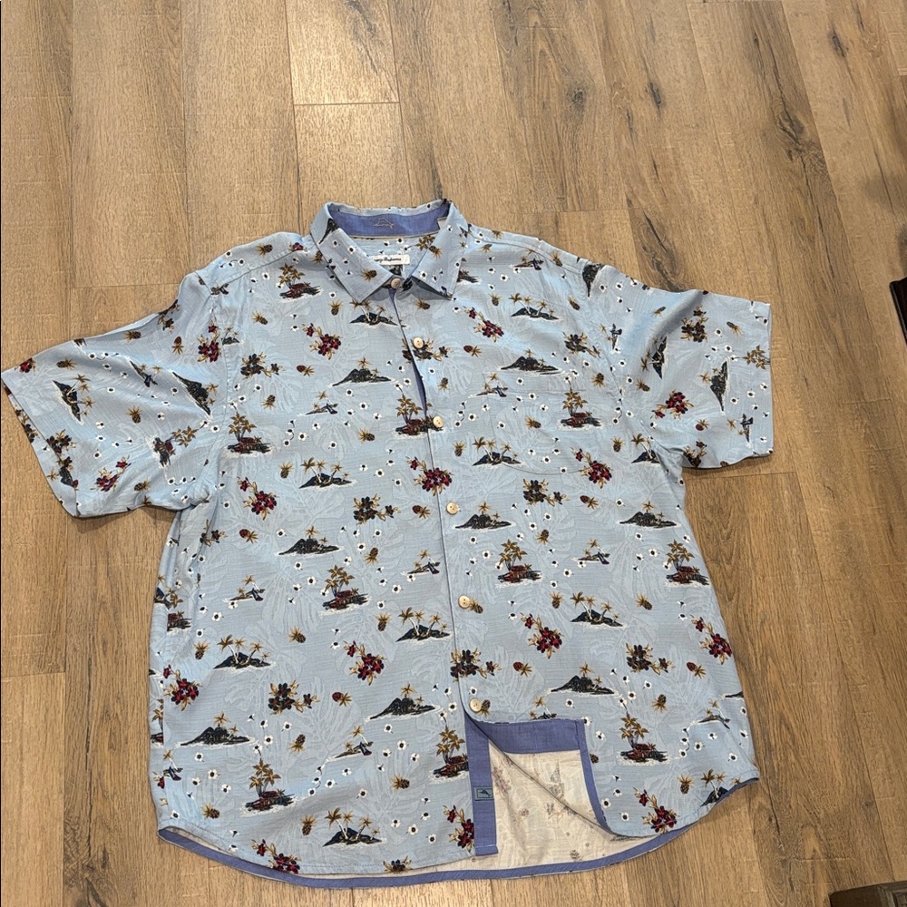 Tommy Bahama Blue and Red Patterned Shirt